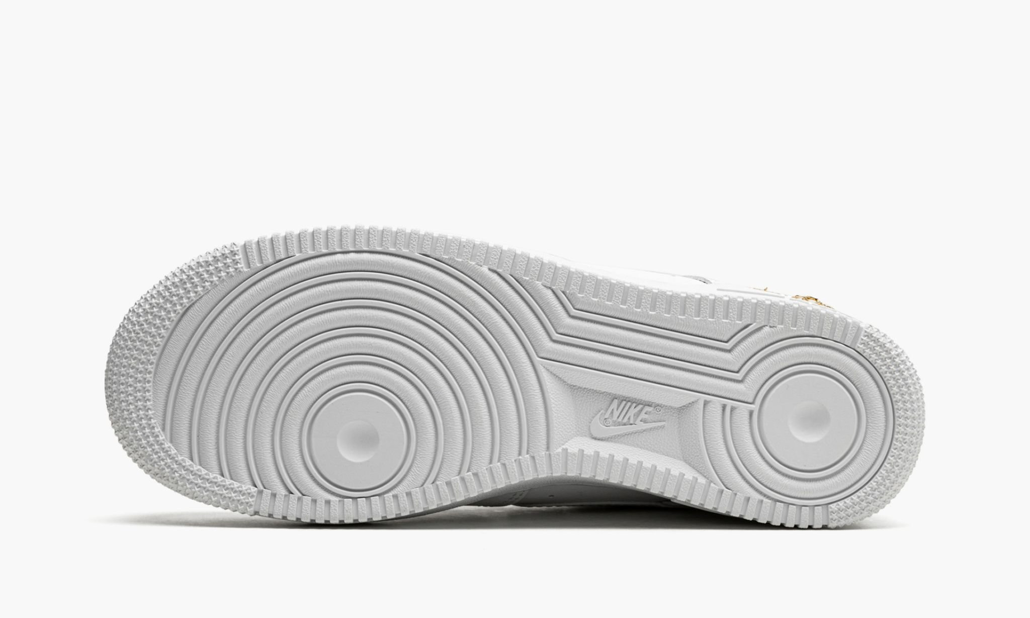 WMNS Air Force 1 ’07 LX “Lucky Charms” Mattress Sneaker Store