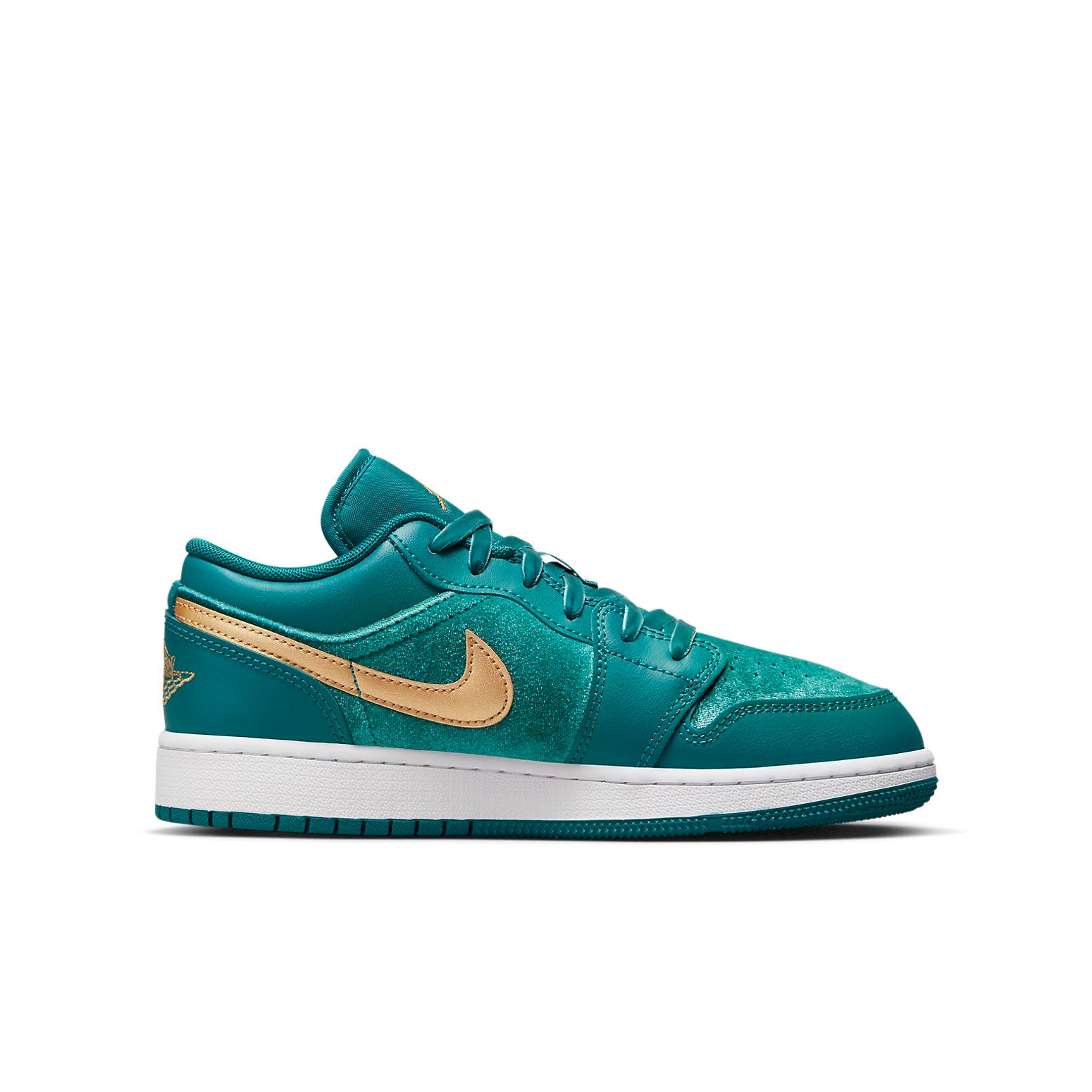 Air Jordan 1 Low SE Velvet ‘Geode Teal Velvet’ FB9896-300