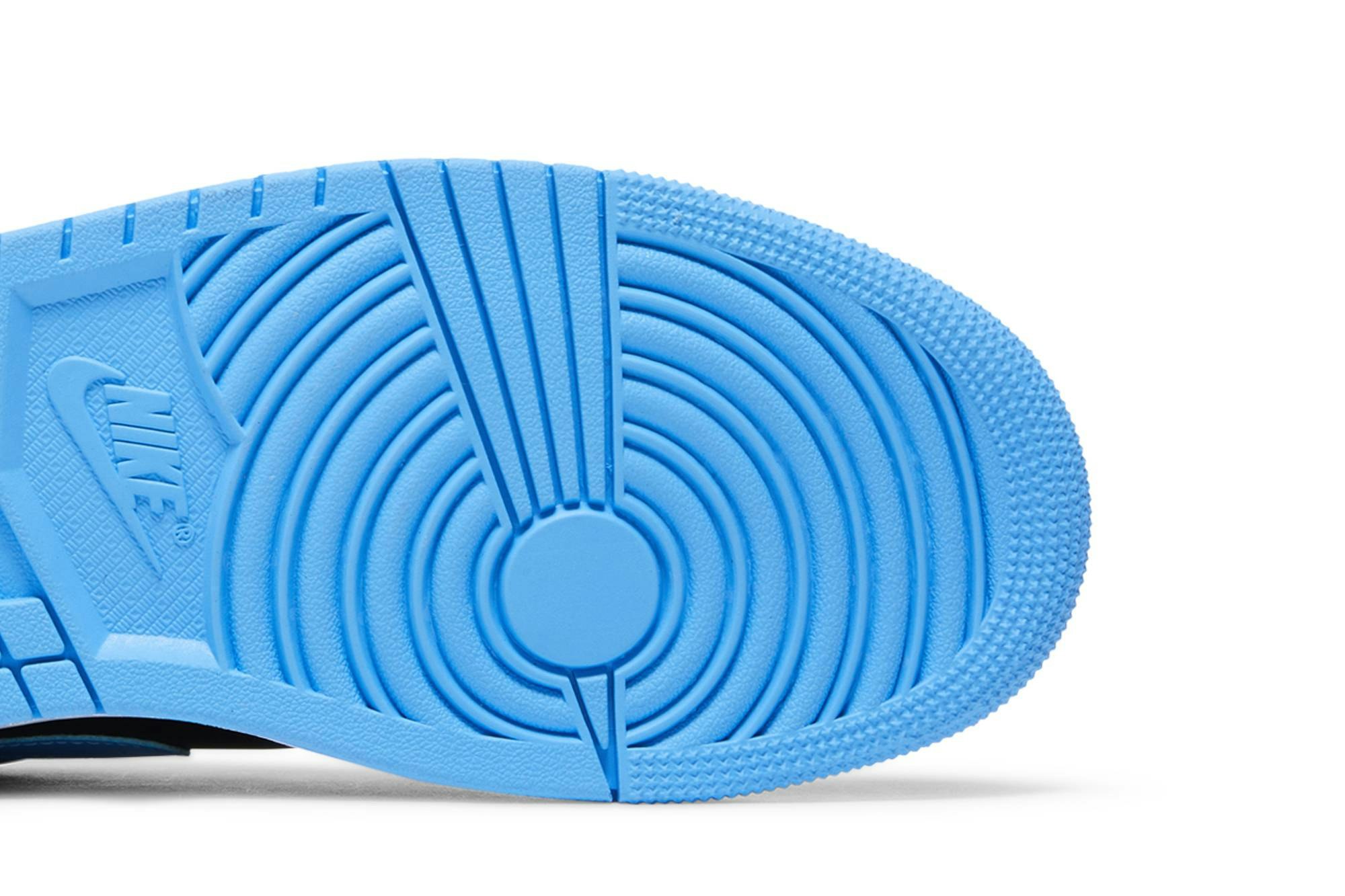 Air Jordan 1 Low ‘University Blue’ 553558-041