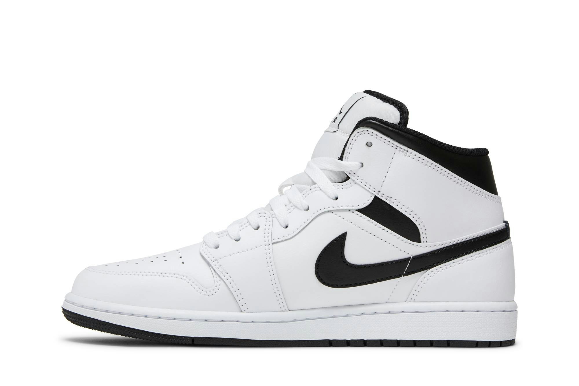Air Jordan 1 Mid ‘White Black’ DQ8426-132