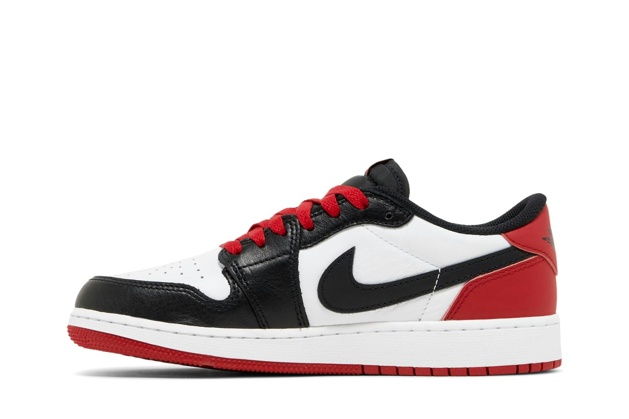 Air Jordan 1 Retro Low OG ‘Black Toe’ CZ0858-106