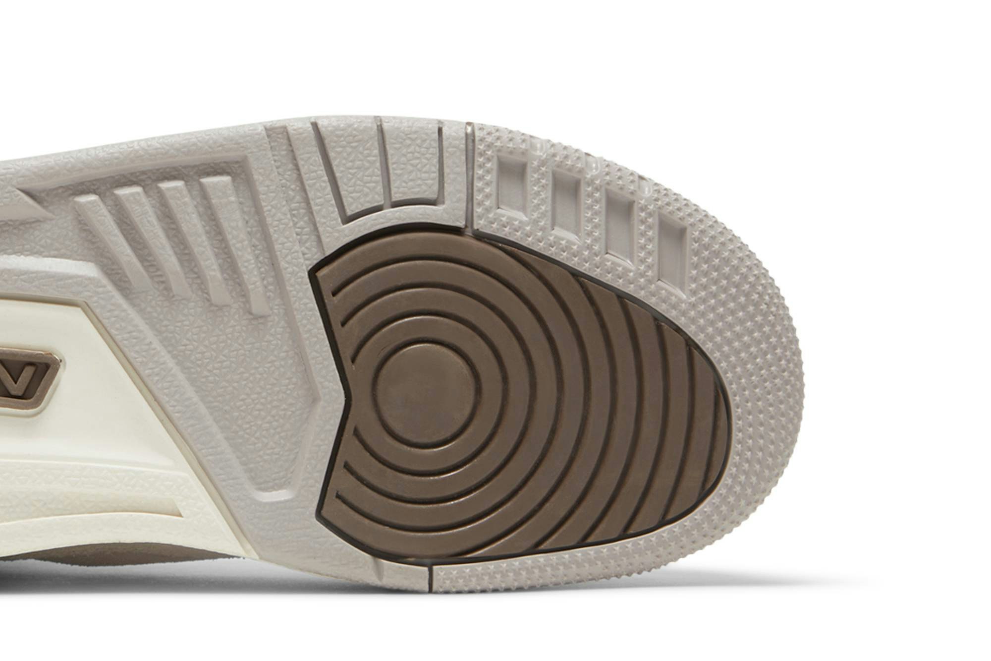 Air Jordan 3 Retro ‘Palomino’ DM0967-102