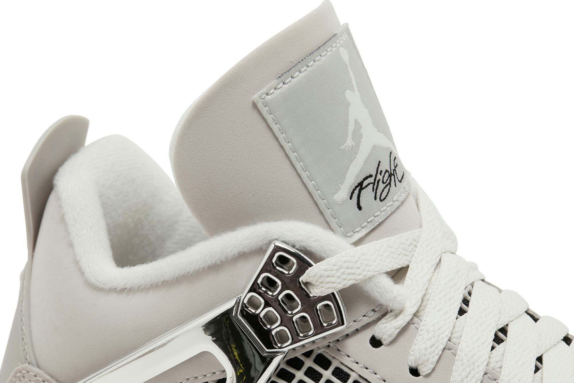 Air Jordan 4 ‘Light Iron Ore’ AQ9129-001