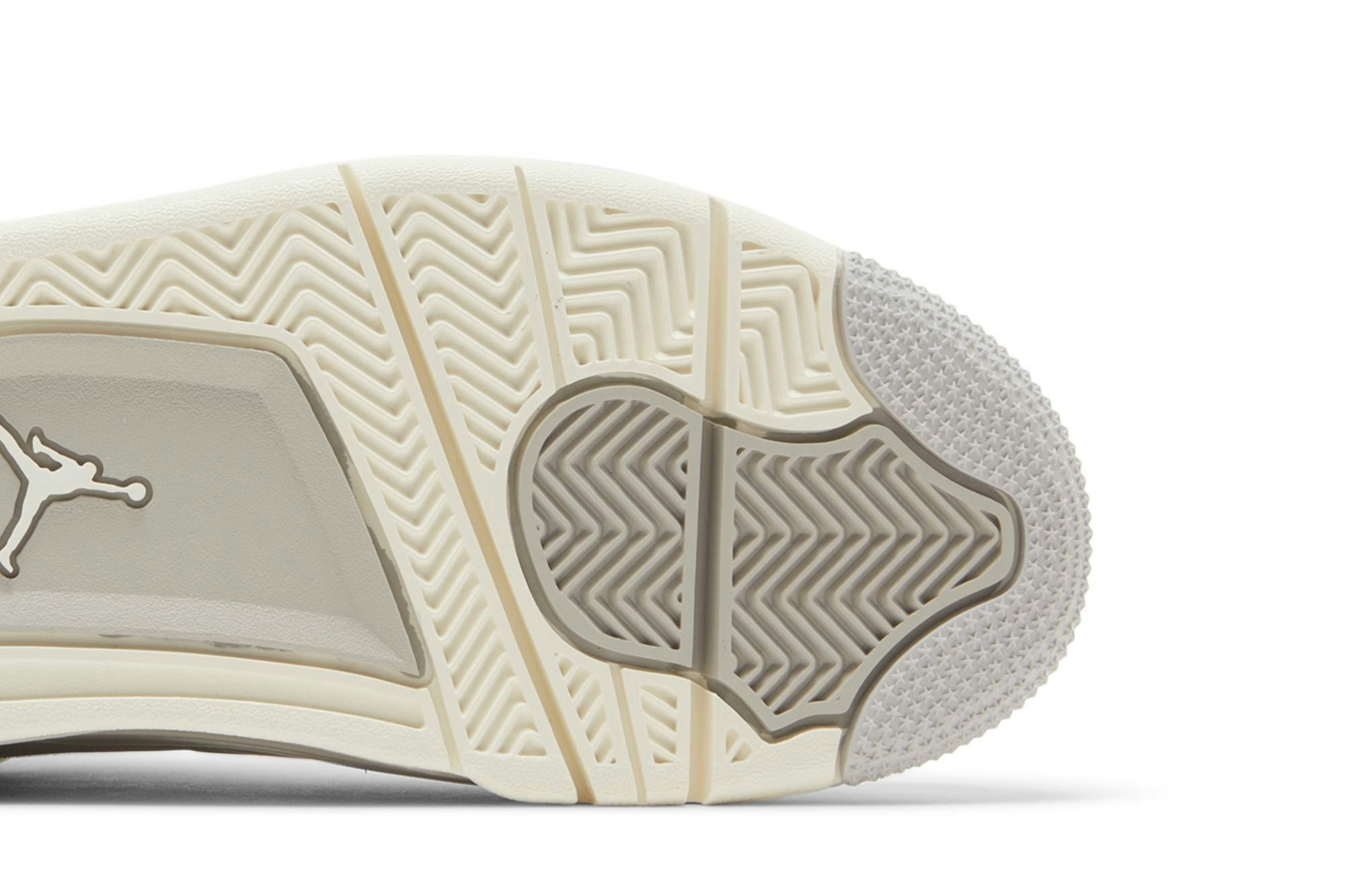 Air Jordan 4 ‘Light Iron Ore’ AQ9129-001