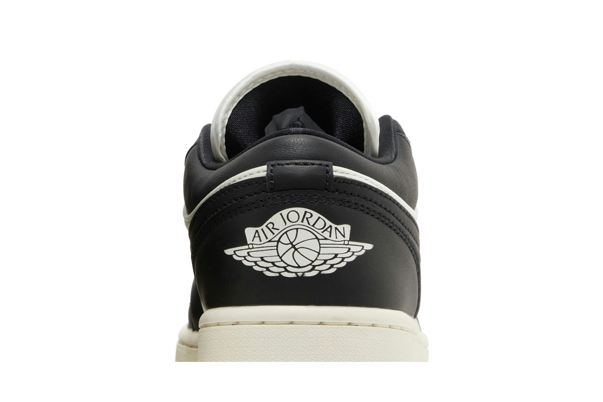 Air Jordan Air 1 Low SE ‘Vintage Panda’ FB9893-101