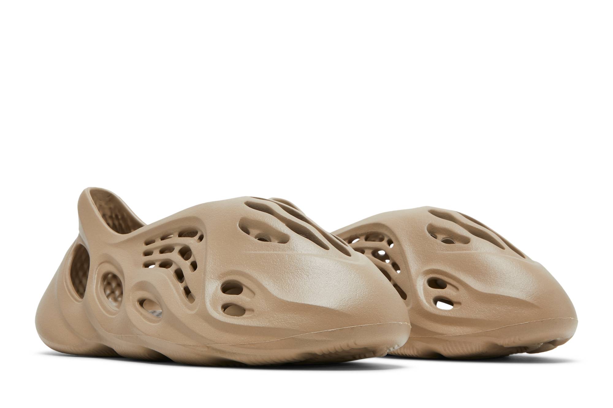 adidas Yeezy Foam Runner ‘Mist’ GV6774 Domahi store