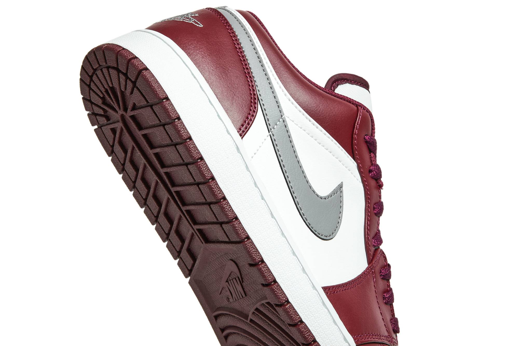 Air Jordan 1 Low ‘Bordeaux’ 553558-615 Domahi store