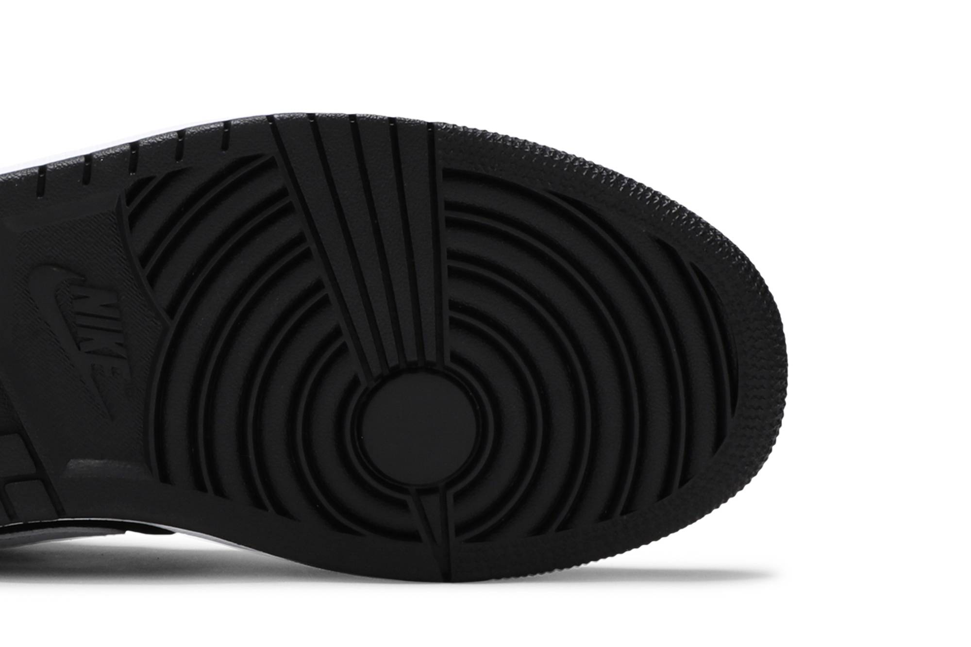 Air Jordan 1 Retro Mid ‘Tuxedo’ 554724-113 Domahi store