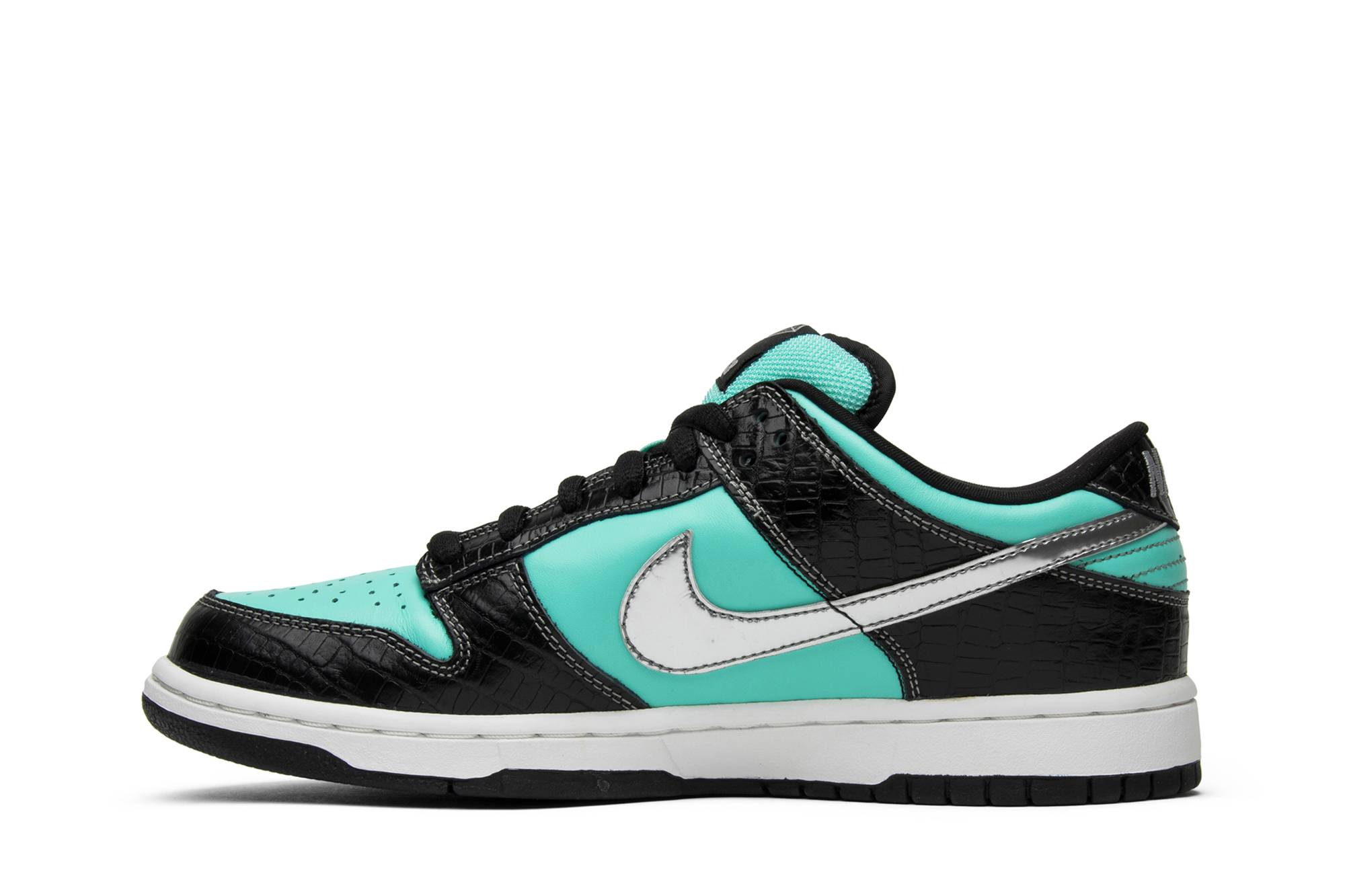 Diamond Supply Co. x Nike SB Dunk Low Pro ‘Tiffany’ 304292-402 Domahi Store