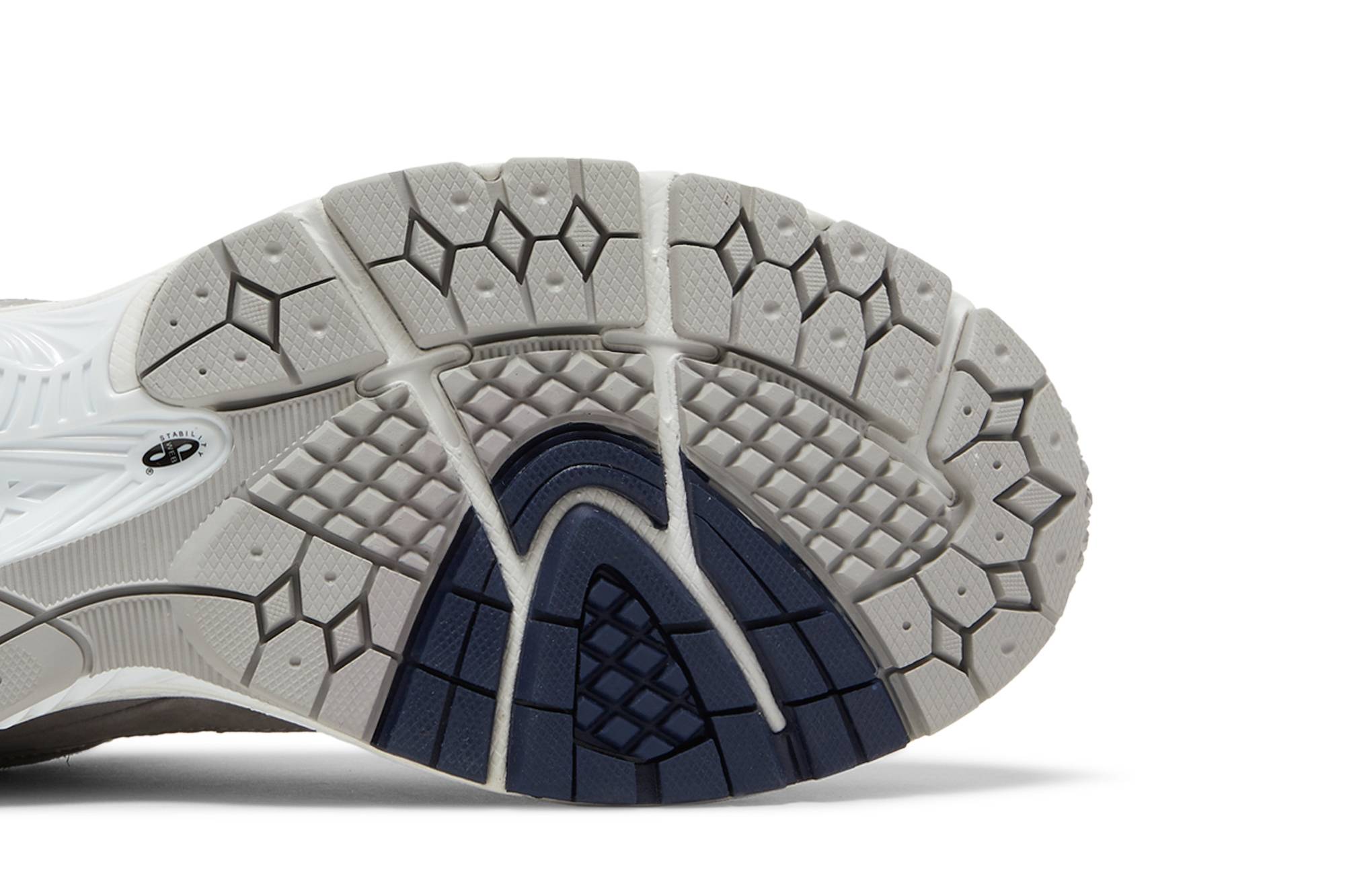 New Balance thisisneverthat x 2002R ‘The 2022 Downtown Run’ M2002RTH Domahi Store