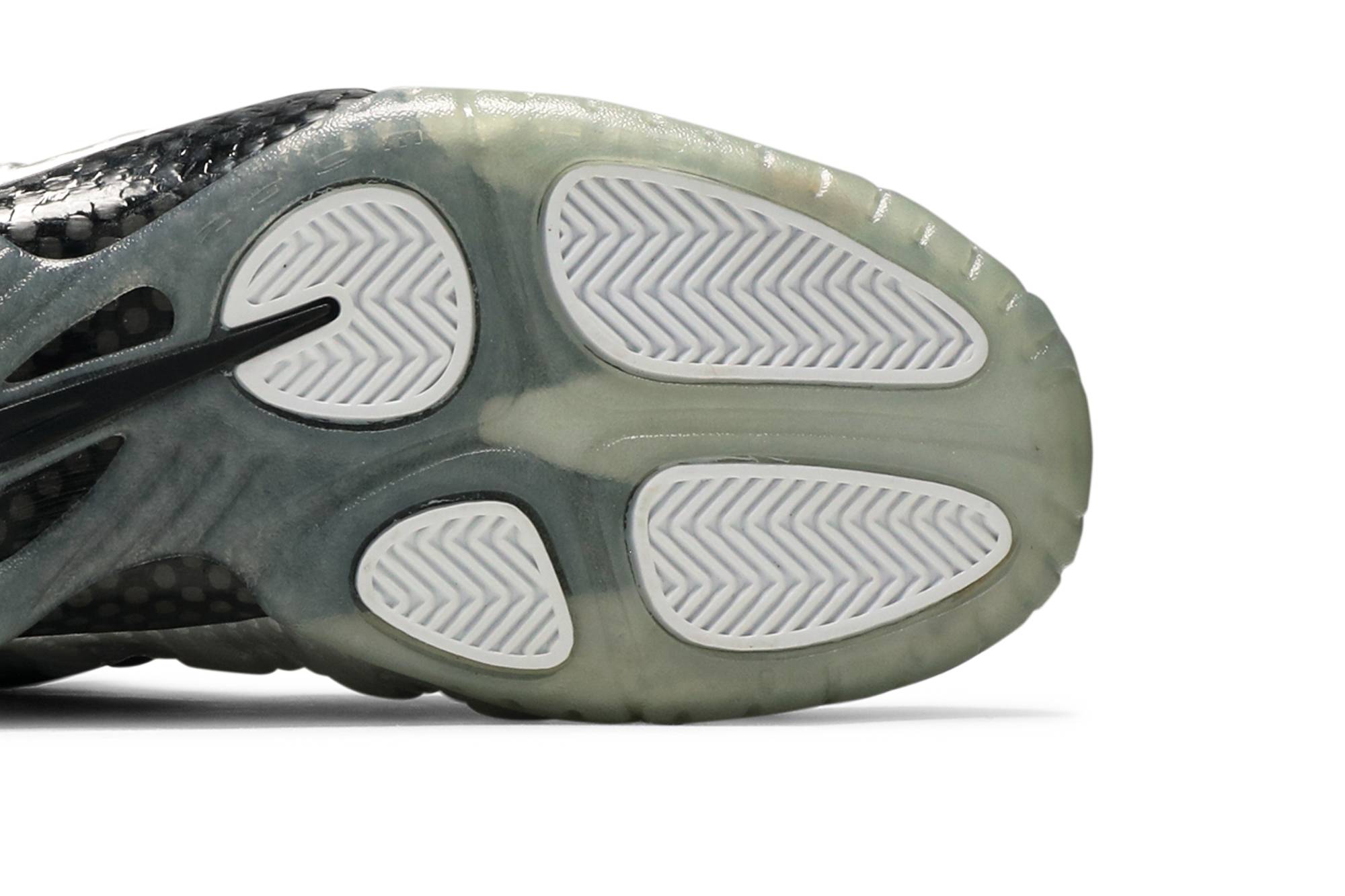 Nike Air Foamposite Pro ‘Silver Surfer’ 616750-004 Domahi store