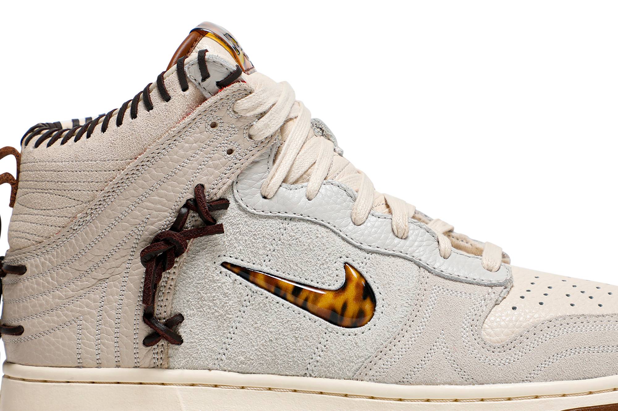 Nike Dunk High x Bodega ‘Friends & Family’ CZ8125-100 Domahi store