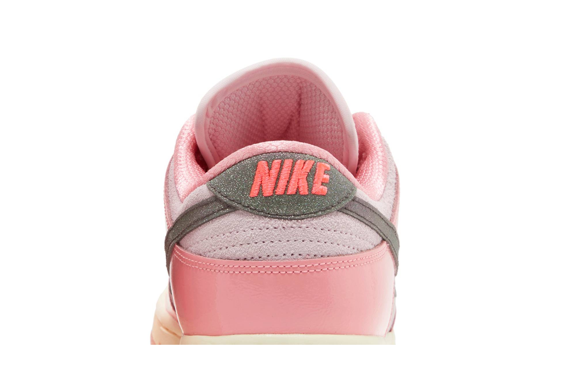 Nike Dunk Low LX ‘Barbie’ FN8927-621 Domahi store