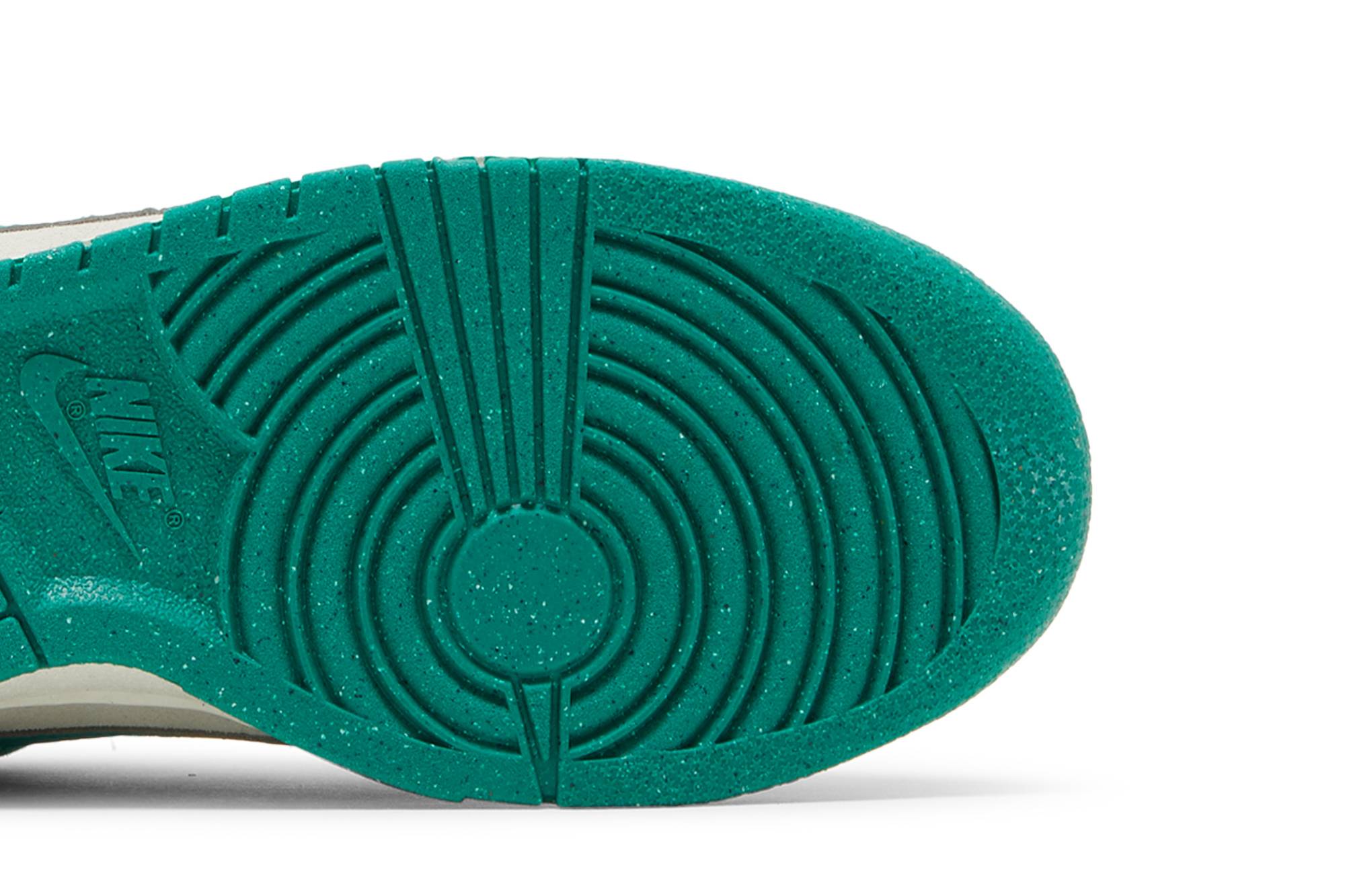 Nike Dunk Low SE ’85’ DO9457-101 Domahi store