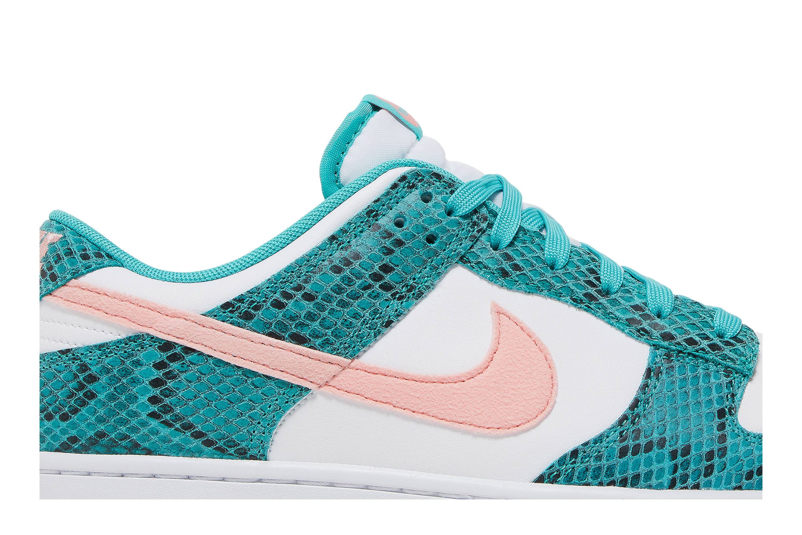 Nike Dunk Low ‘Snakeskin’ DR8577-300 Domahi store