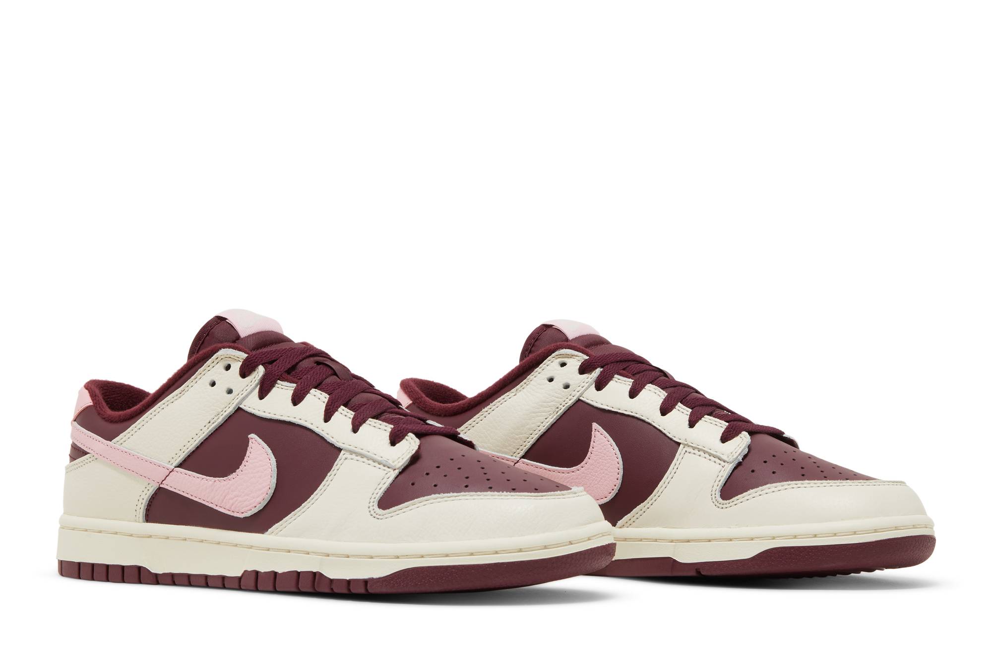 Nike Dunk Low ‘Valentine’s Day’ (2023) DR9705-100 Domahi Store