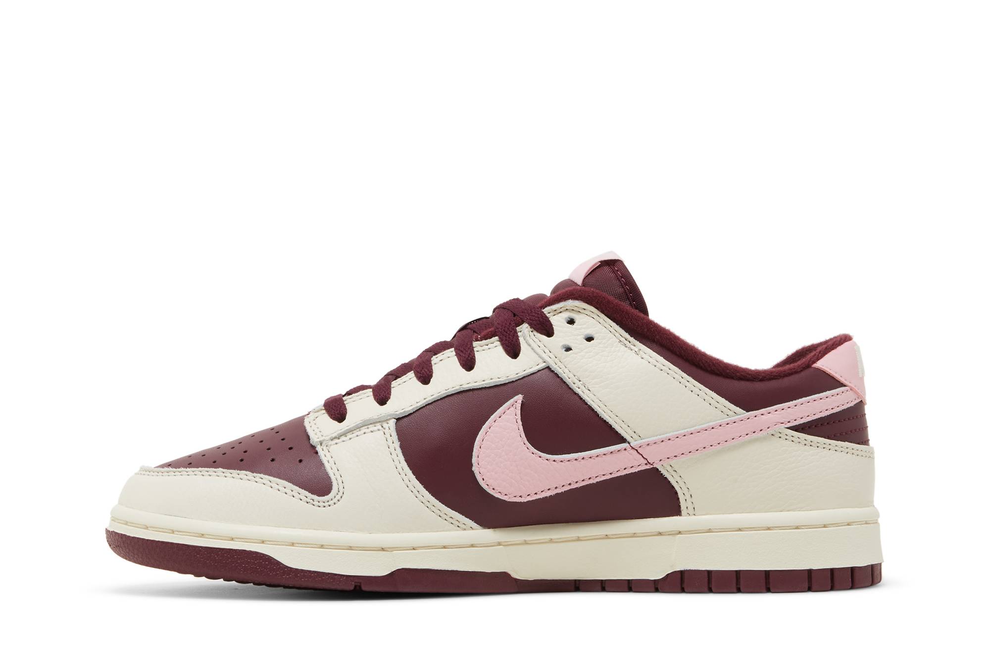 Nike Dunk Low ‘Valentine’s Day’ (2023) DR9705-100 Domahi Store