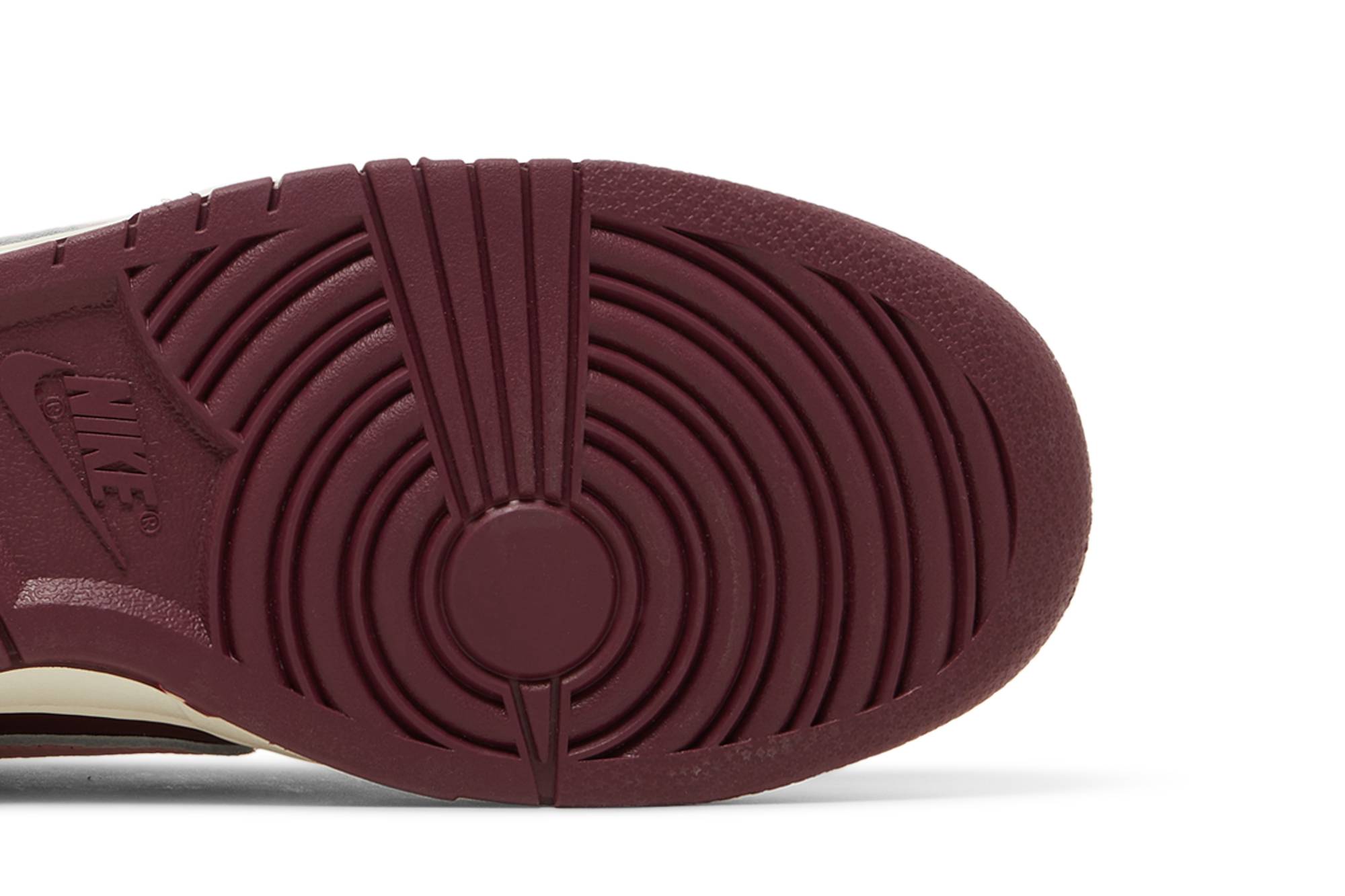 Nike Dunk Low ‘Valentine’s Day’ (2023) DR9705-100 Domahi Store