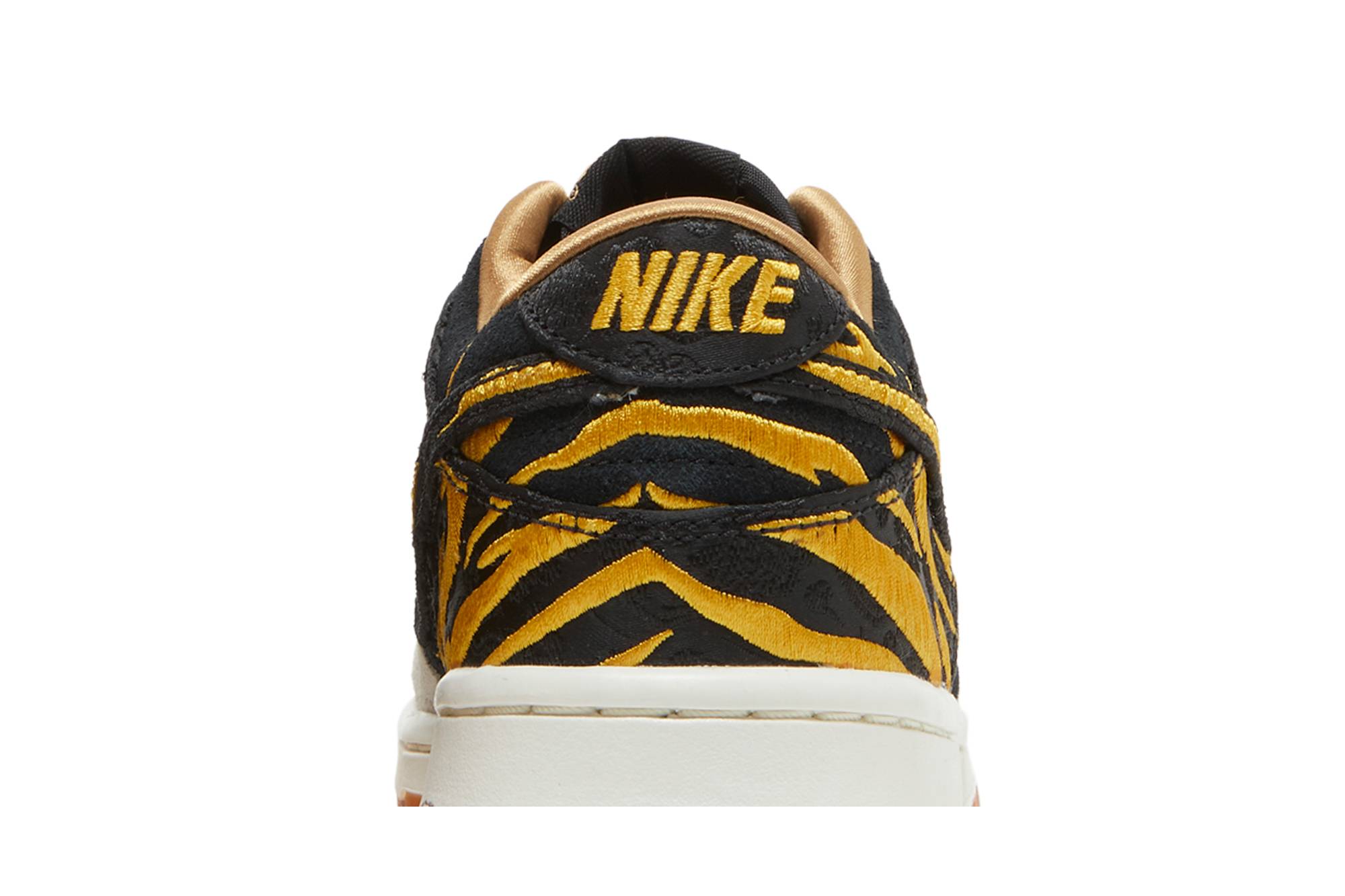 Nike Dunk Low ‘Year of the Tiger’ DQ5351-001 Domahi store