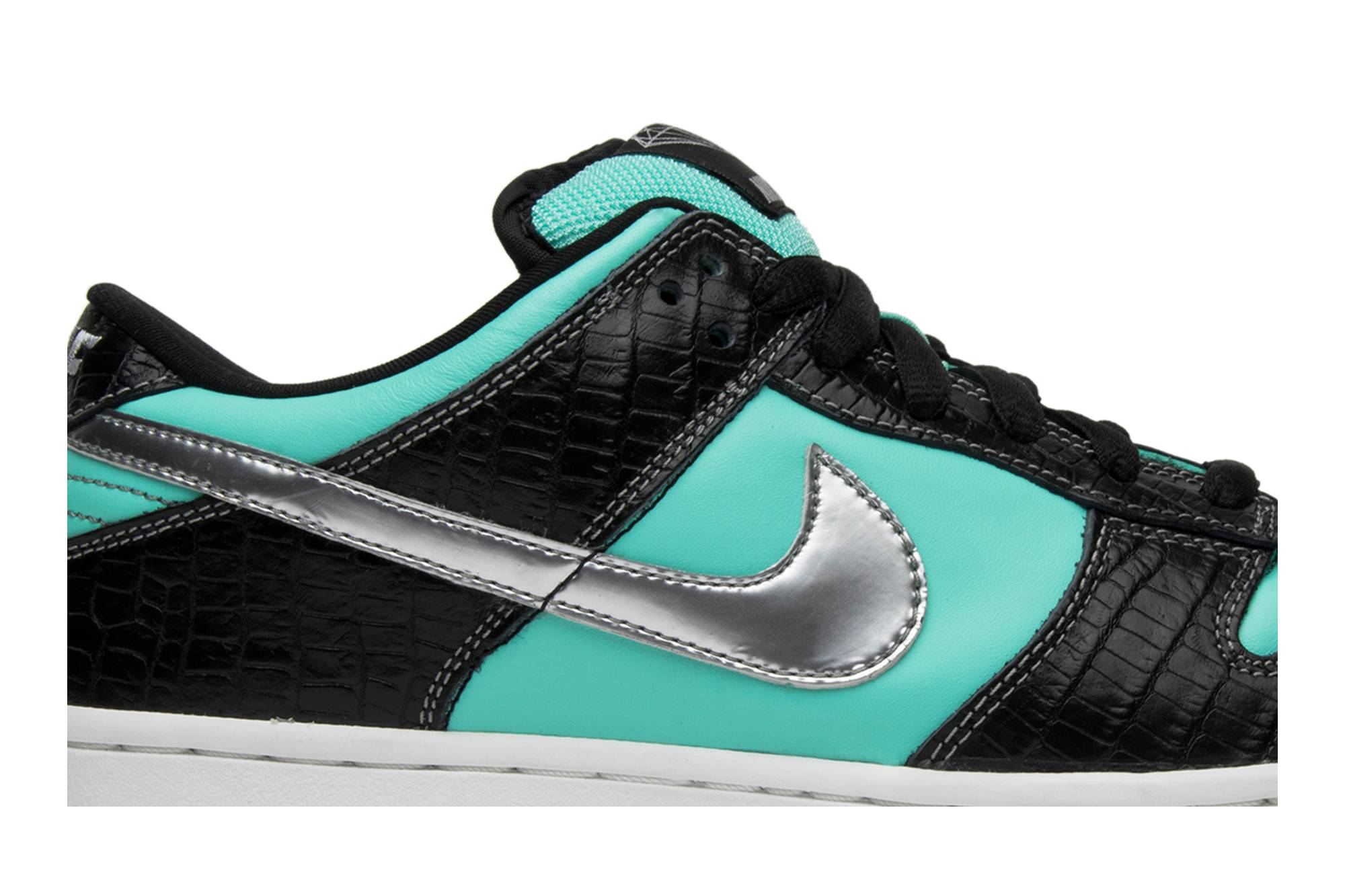 Nike SB Dunk Low Pro x Diamond Supply Co. ‘Tiffany’ 304292-402 Domahi store
