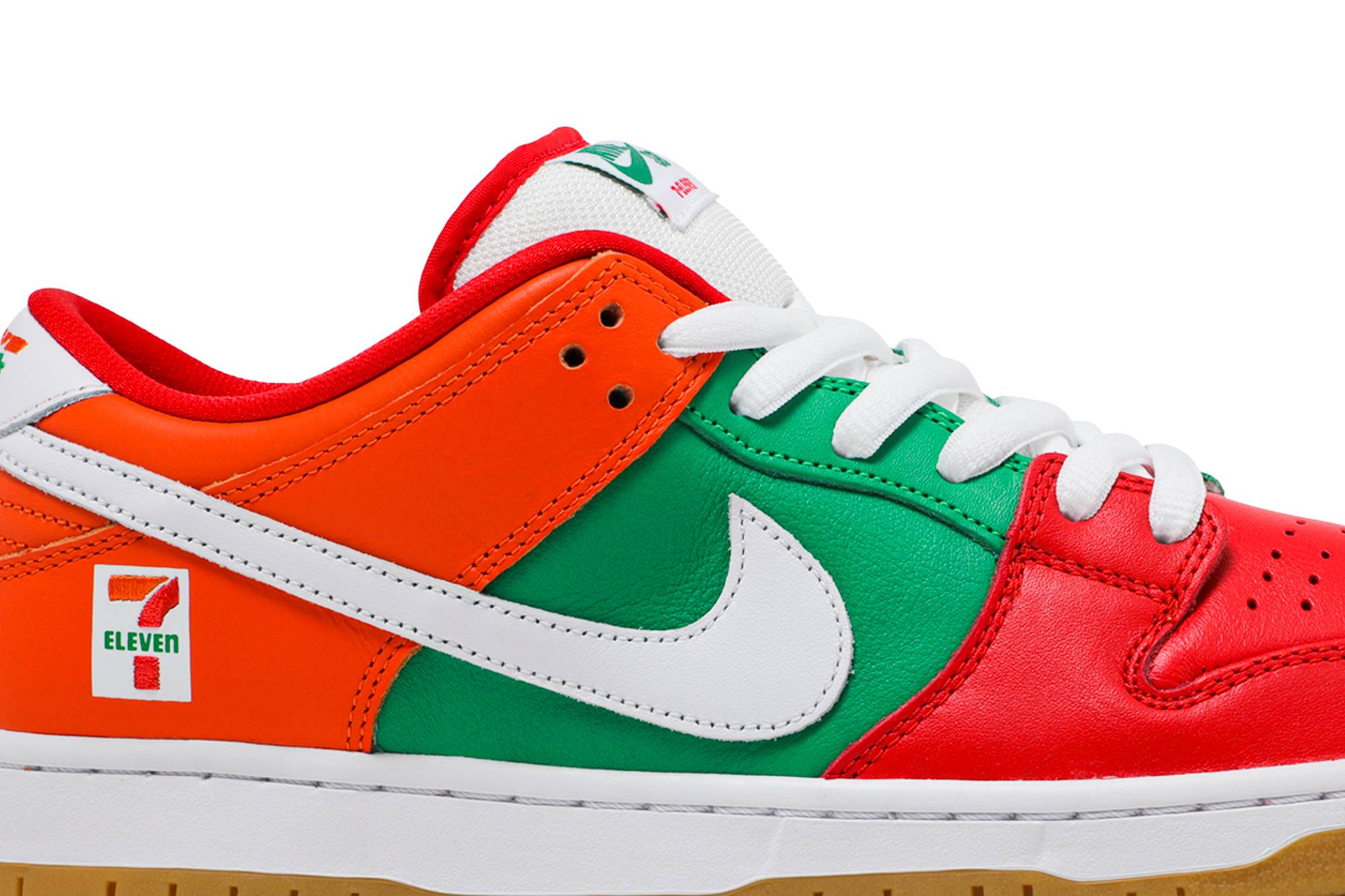 Nike SB Dunk Low x 7-Eleven ‘Convenience Store’ CZ5130-600 Domahi store