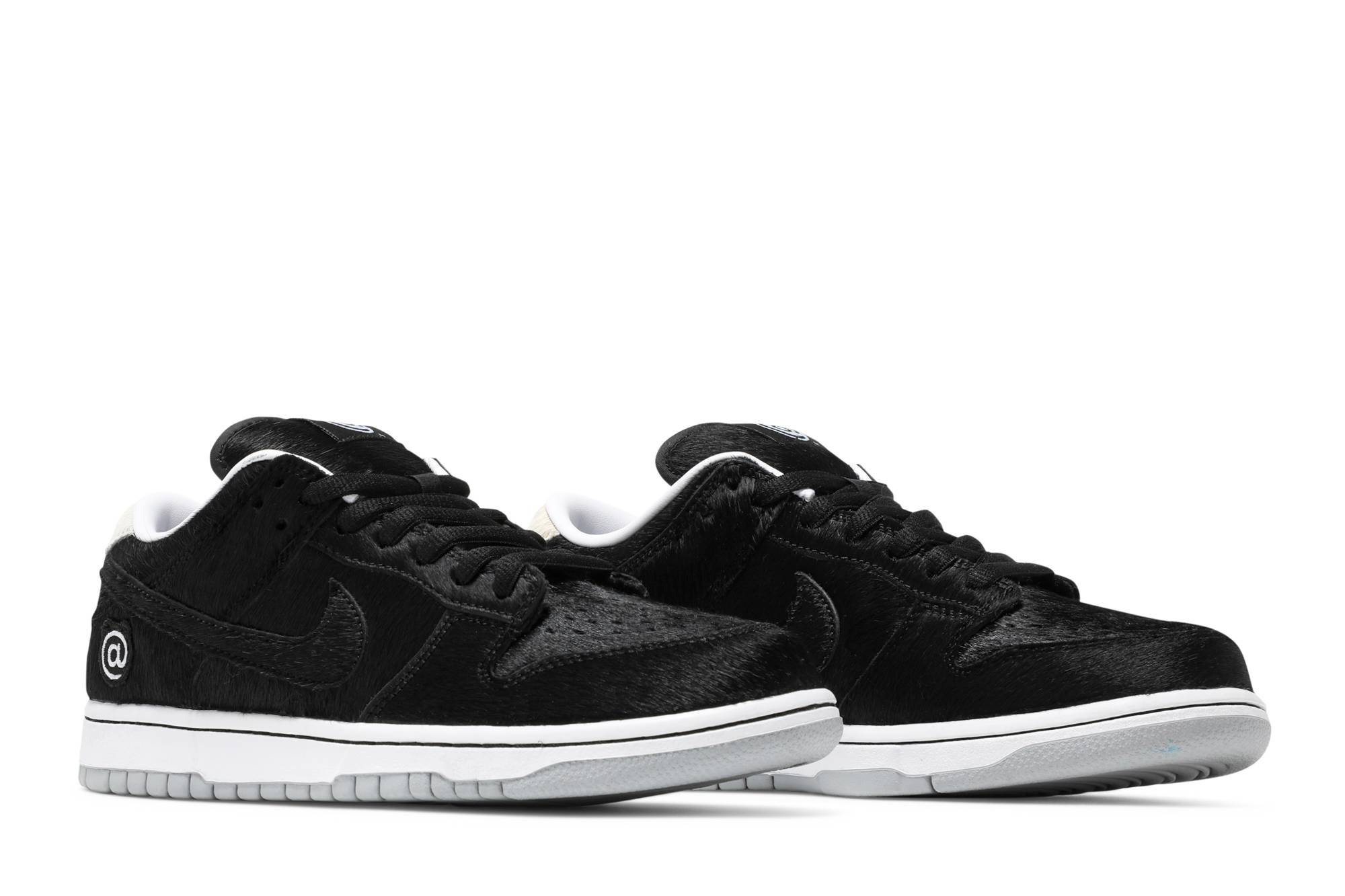 Nike SB Dunk Low x Medicom Toy ‘BE@RBRICK’ CZ5127-001 Domahi store