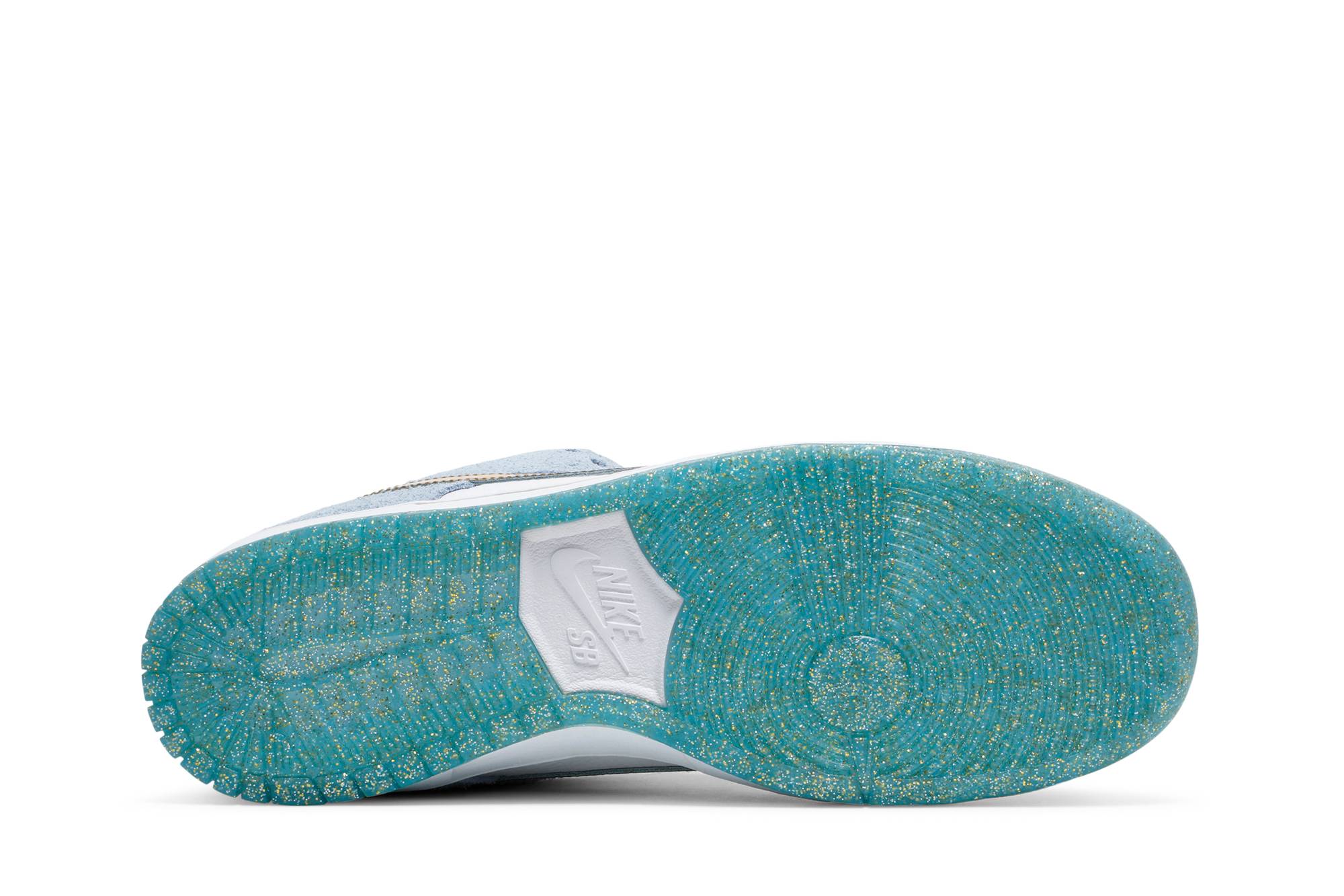 Nike SB Dunk Low x Sean Cliver ‘Holiday Special’ DC9936-100 Domahi store