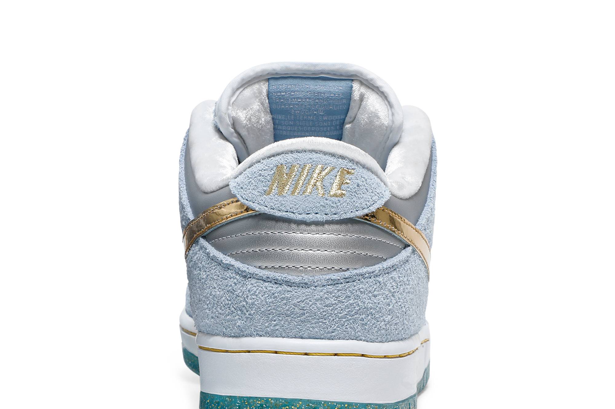 Nike SB Dunk Low x Sean Cliver ‘Holiday Special’ DC9936-100 Domahi store