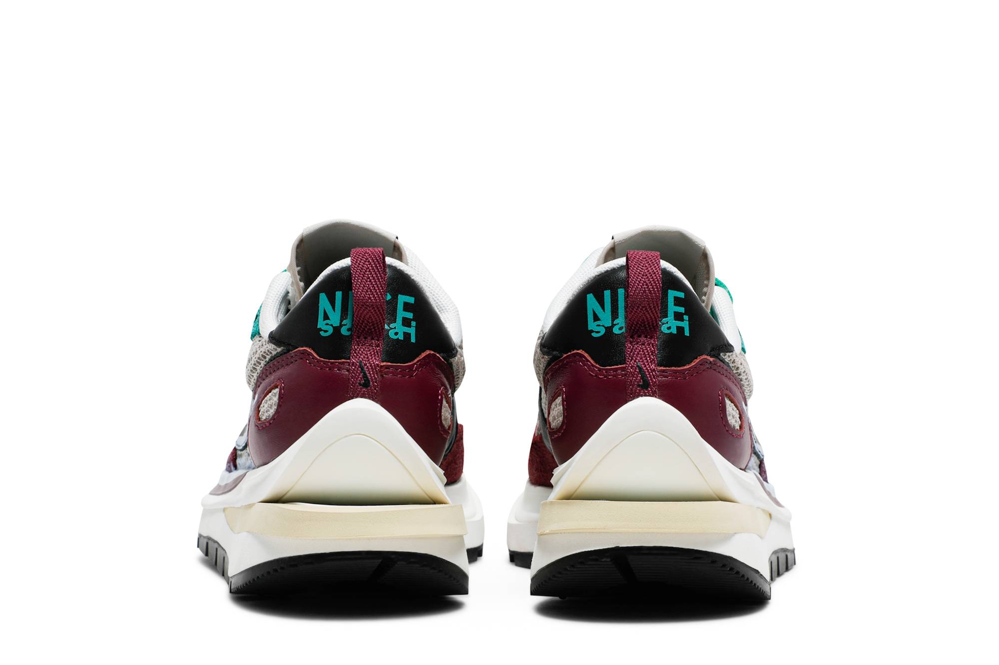 sacai x Nike VaporWaffle SP ‘Villain Red’ DD3035-200 Domahi store